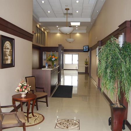 Days Inn By Wyndham Brampton Interior foto